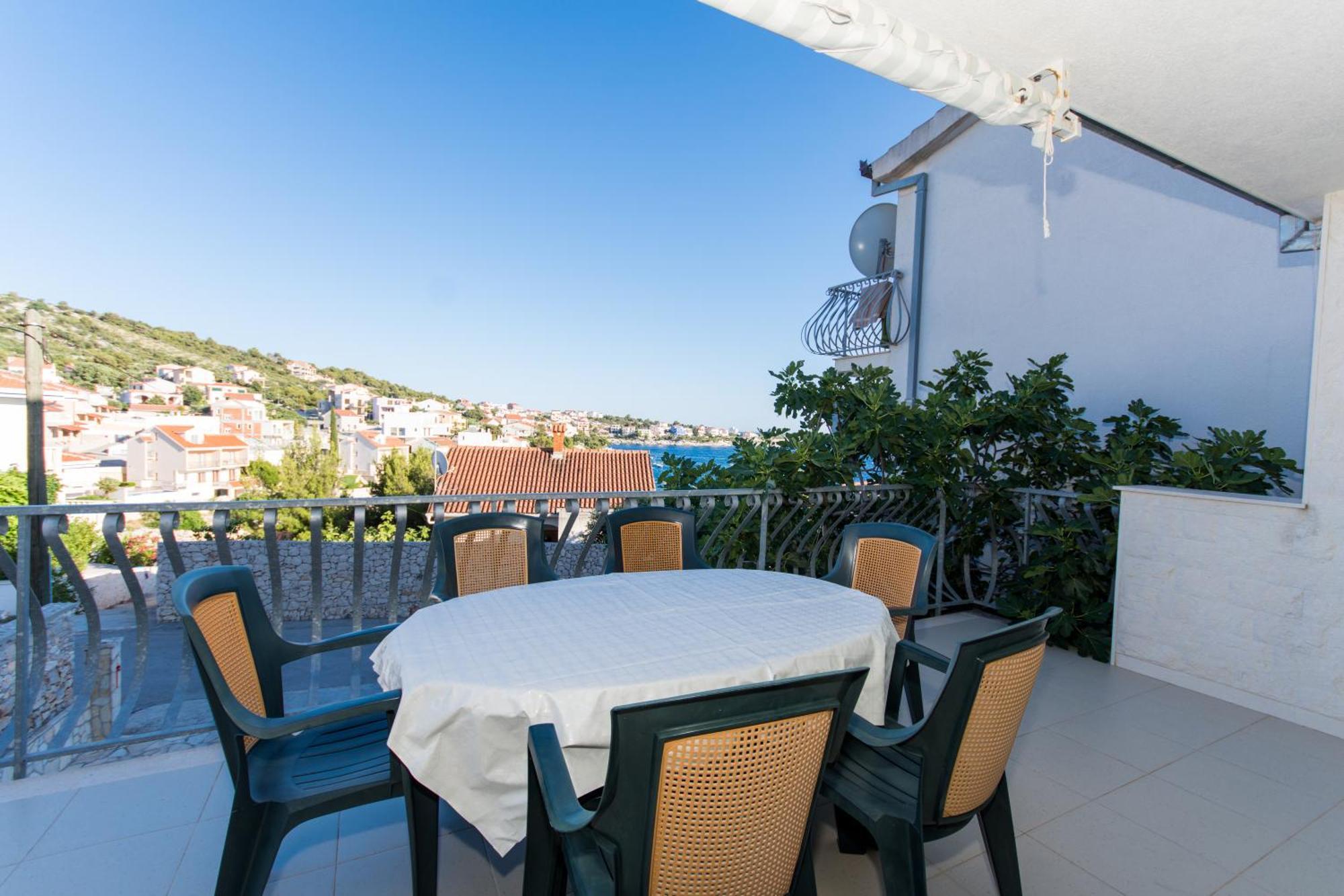 Apartments Marinana Razanj Luaran gambar