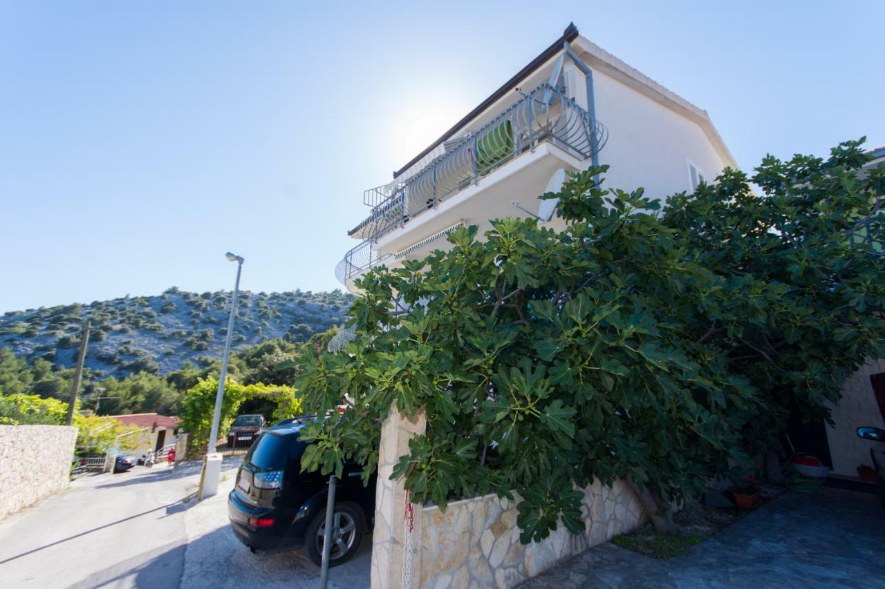 Apartments Marinana Razanj Luaran gambar