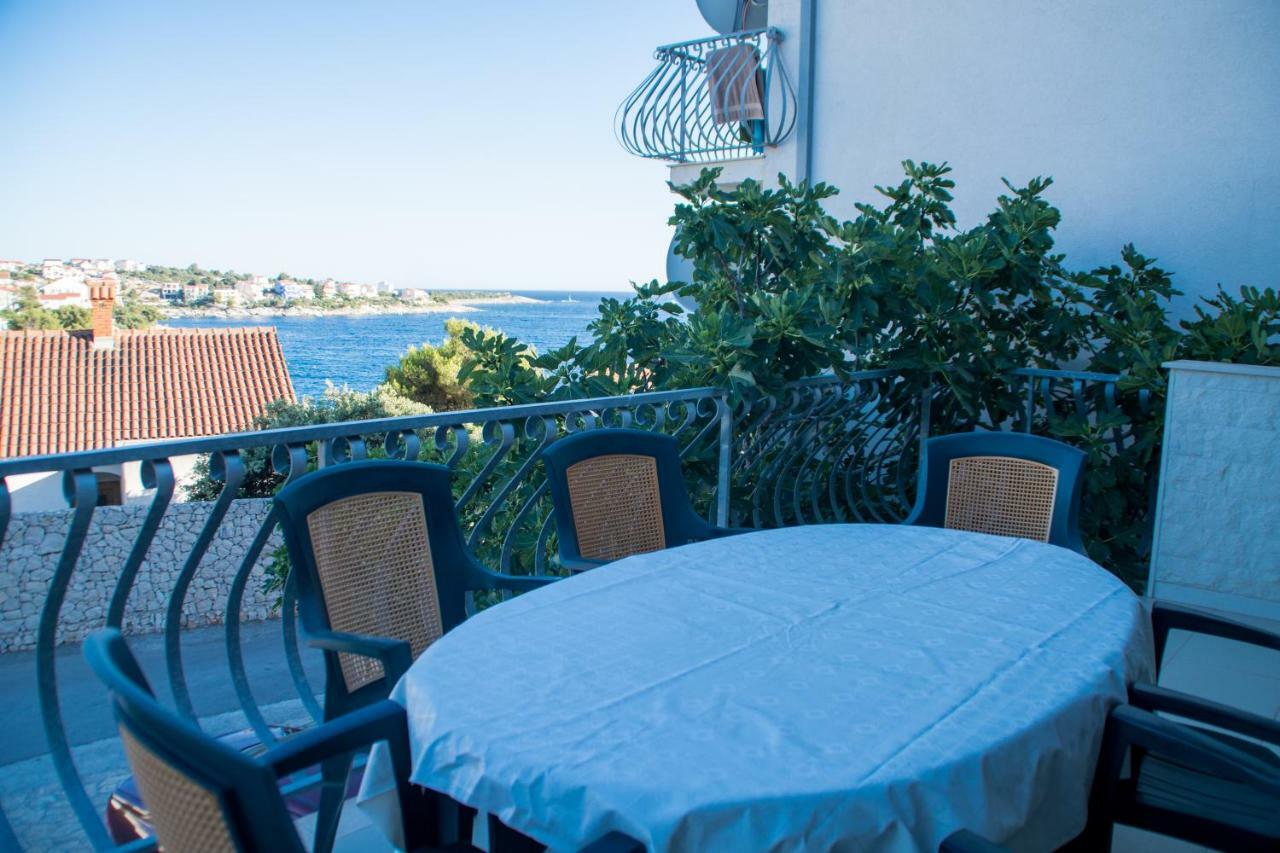 Apartments Marinana Razanj Luaran gambar